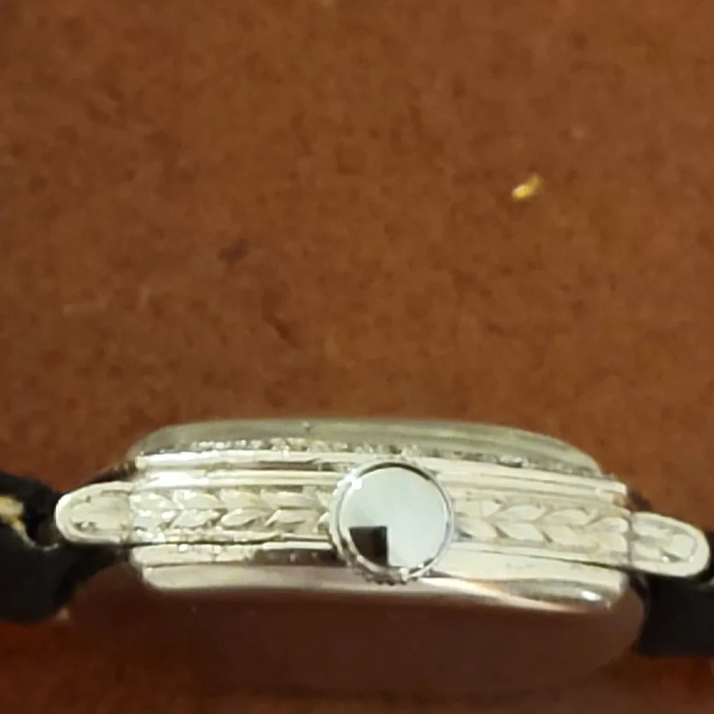 1920's Art Deco Platinum Case/ Diamond Bezel Swiss Made - Picture 2 of 6